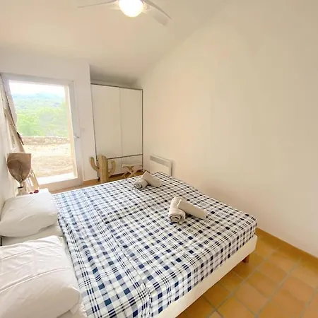 Maison Atypique En Bord De Mer Apartment Le Brusc